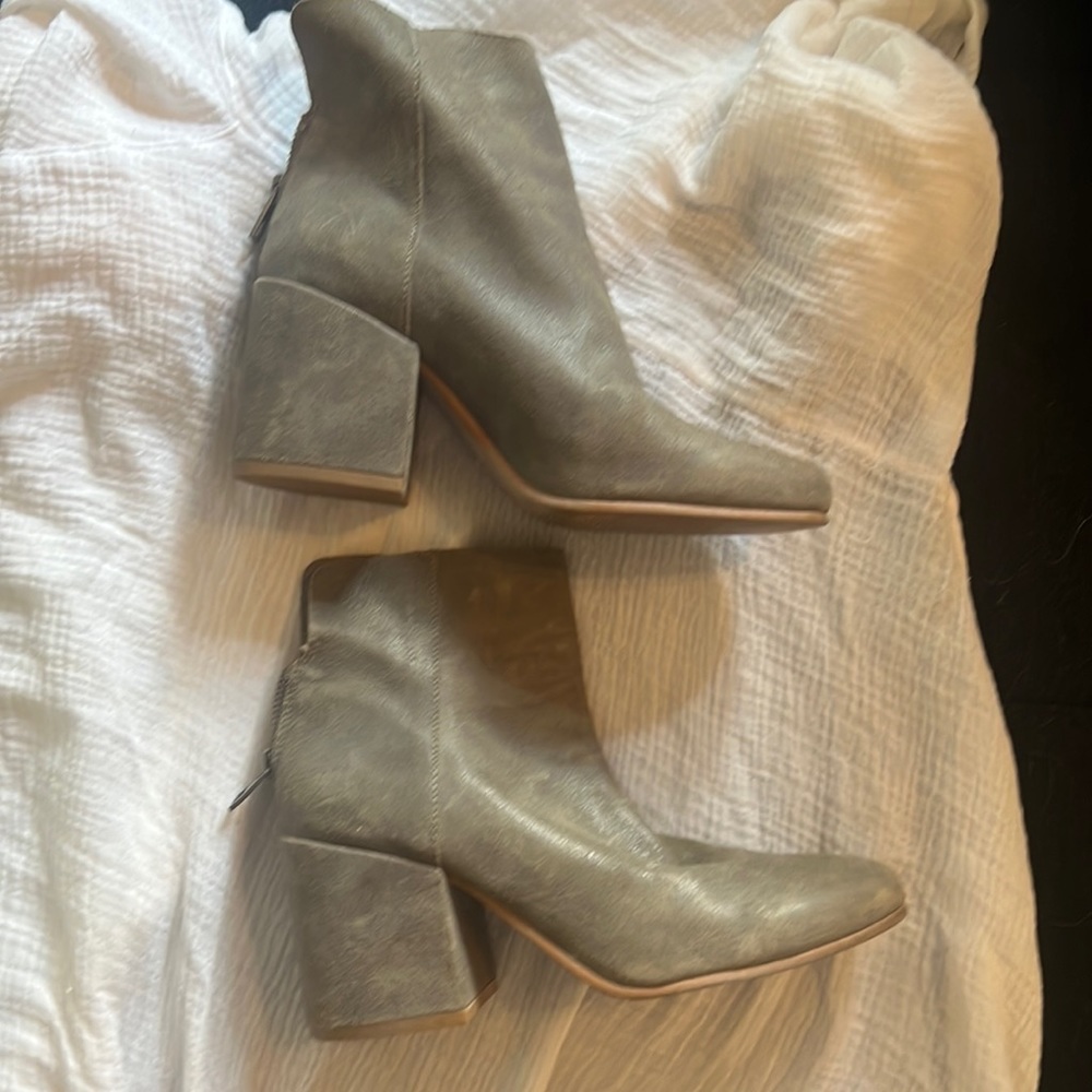 Lucky Brand Army Green Booties